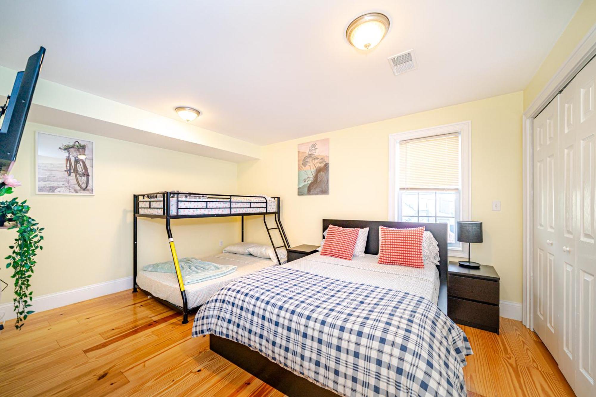 41 - 3Br Quincy - Lovely Townhouse Near Parish מראה חיצוני תמונה