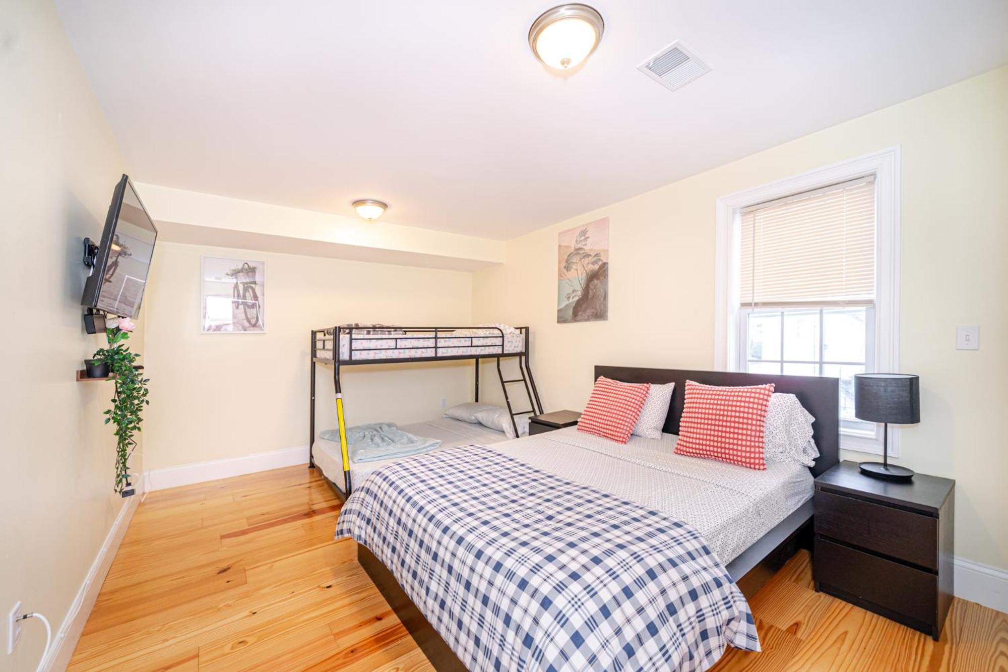 41 - 3Br Quincy - Lovely Townhouse Near Parish מראה חיצוני תמונה