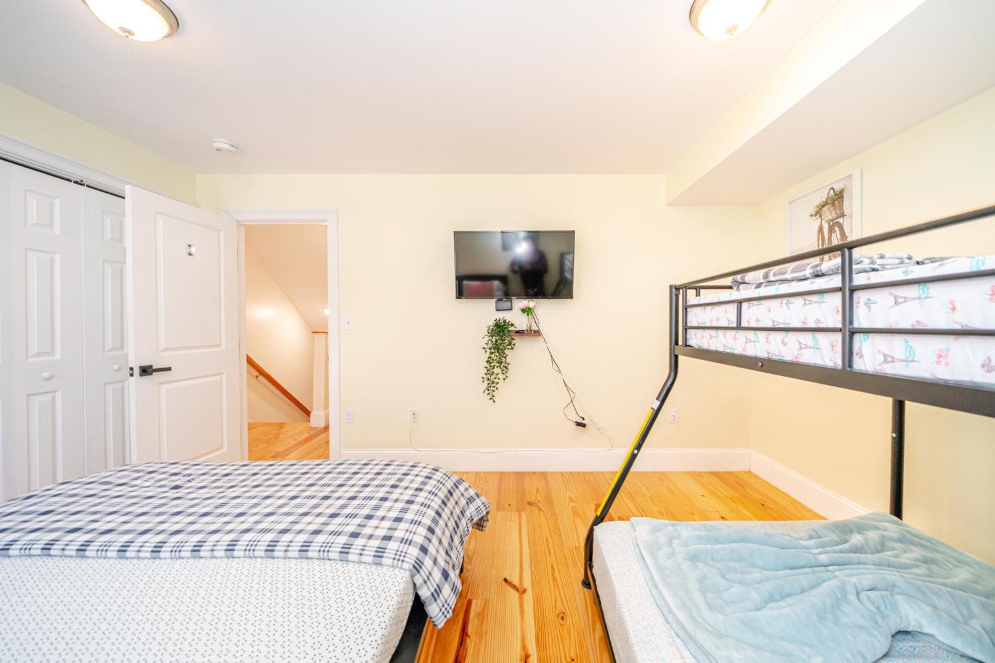 41 - 3Br Quincy - Lovely Townhouse Near Parish מראה חיצוני תמונה